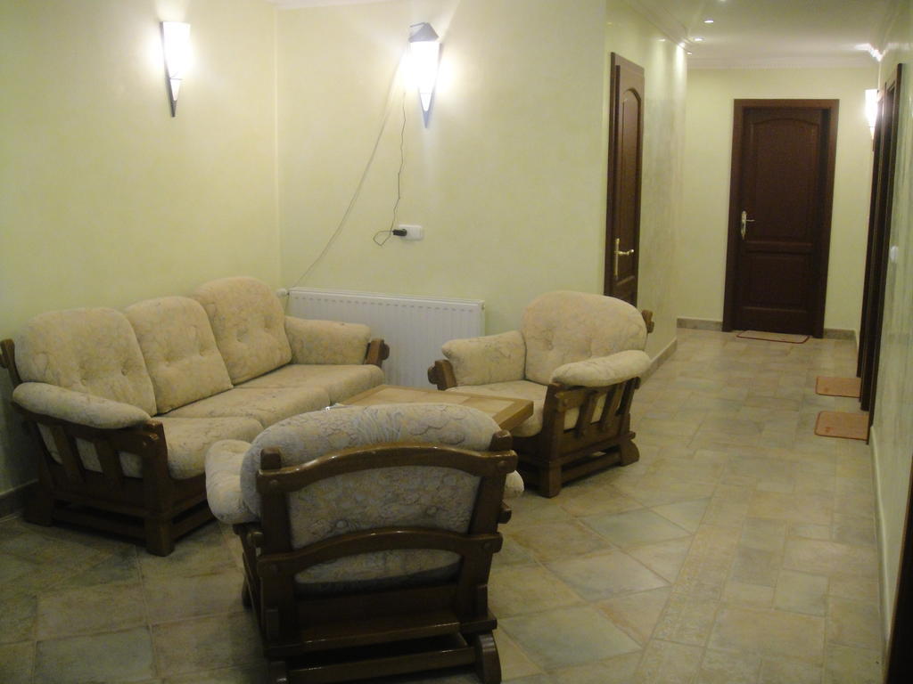 Saghegy Fogado Es Panzio Hotel Celldomolk Ngoại thất bức ảnh